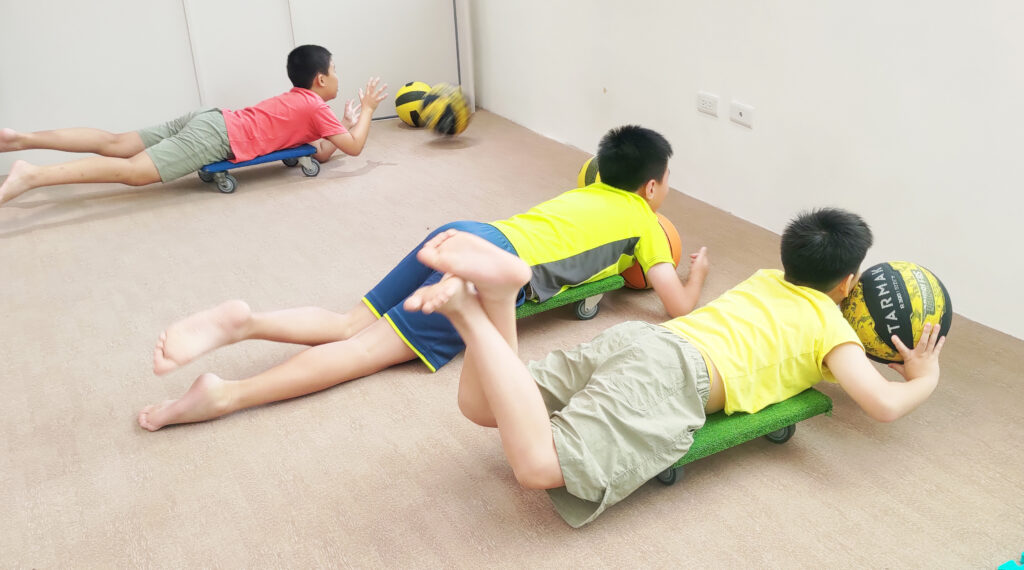 別讓孩子的大腦開啟「自動導航」：升小四的阿惟從失控到穩定的蛻變之路